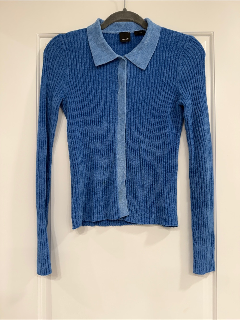 Pinko Blue Ribbed Collared V-Neck Button Cardigan - Picture 5 of 10